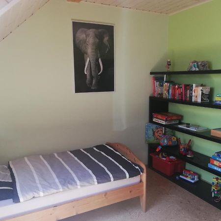 Anna - neue Ferienwohnung mit Blick ins Grüne Ober-Abtsteinach Exterior foto