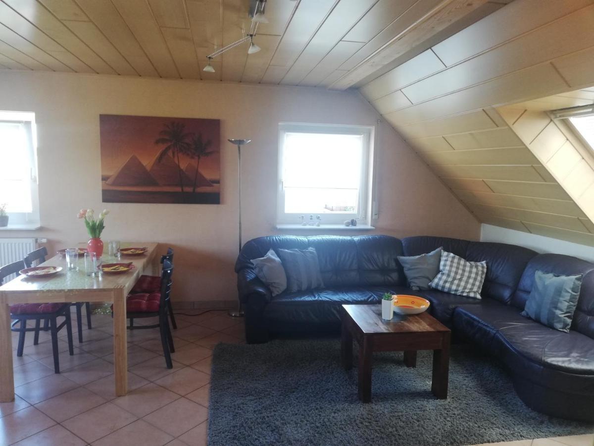 Anna - neue Ferienwohnung mit Blick ins Grüne Ober-Abtsteinach Exterior foto